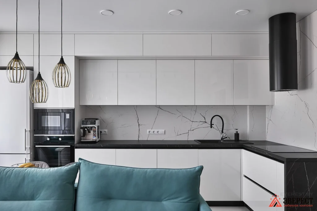 Угловая кухня в потолок "Стоун"