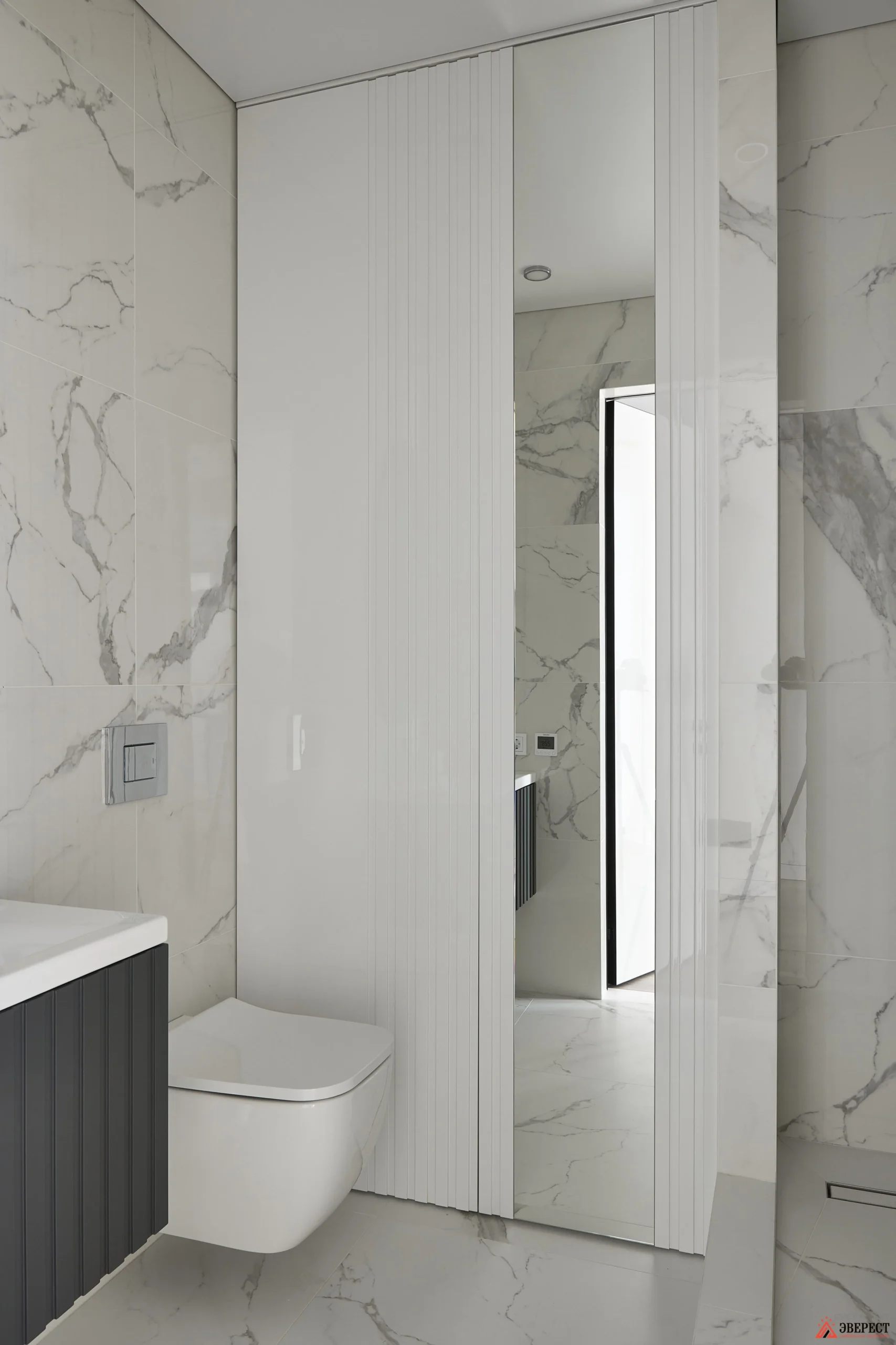 Мебель для ванной комнаты «Лилу»