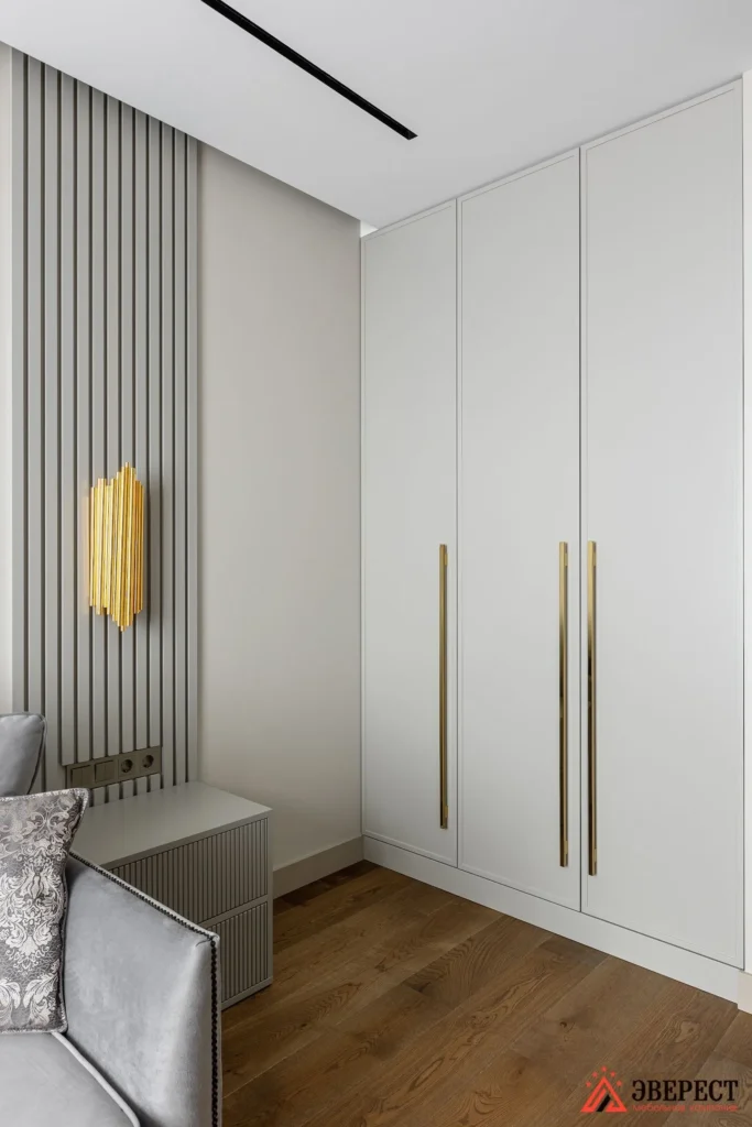 Комплекс мебели в спальню