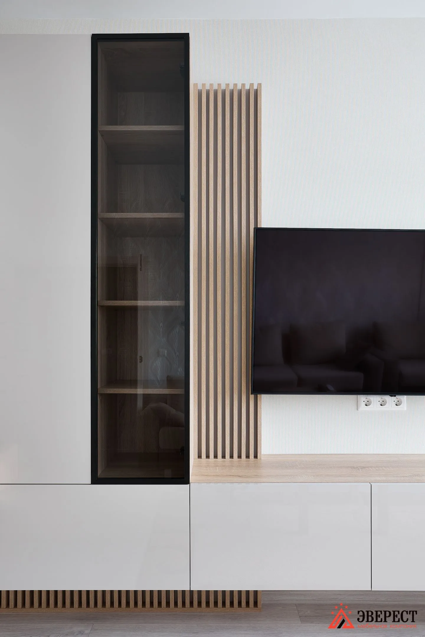 Гостиная с рабочей зоной из акрила «Елизавета»